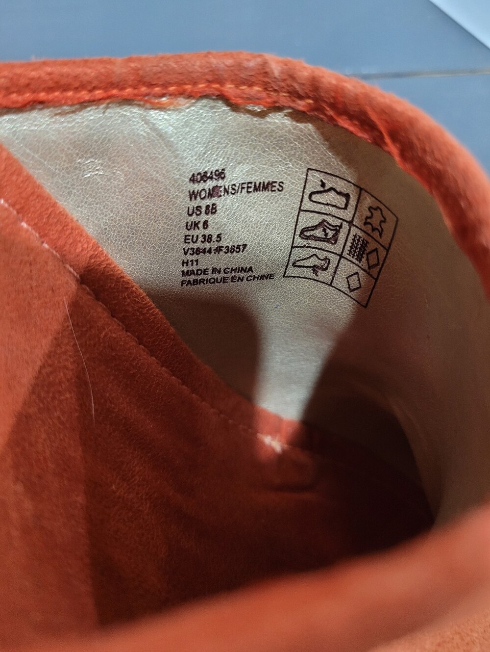 Lands' End Pumpkin Dark Orange Suede Slip-On Clogs With Decorative Brads Size 8 - Picture 8 of 8